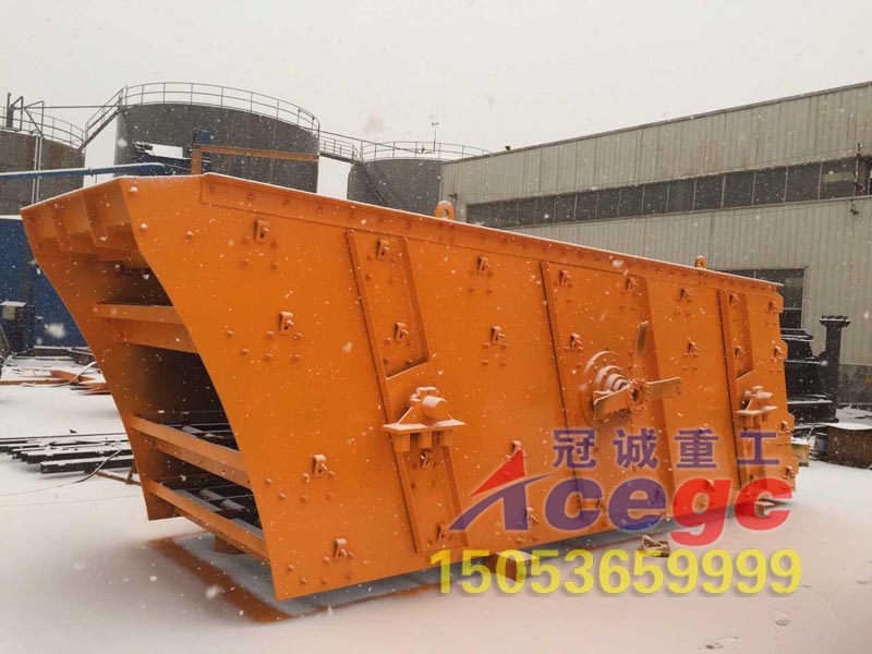 選礦設(shè)備廠振動篩 選礦設(shè)備廠振動篩